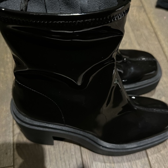 NWOT H&M Patent Leather heeled Boots - Picture 11 of 11